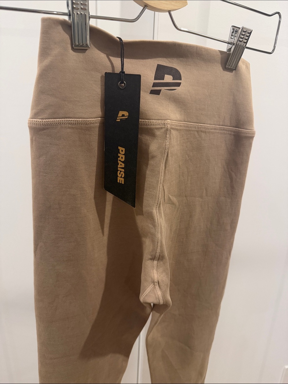 NWT Praise Endurance Leggings